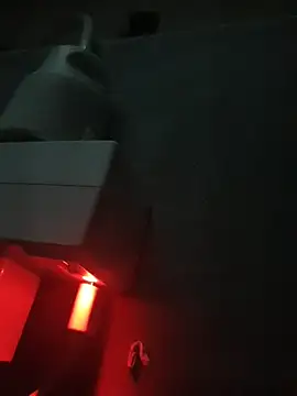 Show modela Bigdick420anal na web-kameri