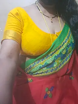 Lakhshmi-888のライブXXXチャット