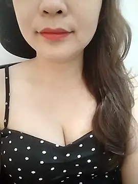 Cogai-nhutnhatのライブXXXチャット