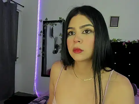 Miss_Fletcher Adlı Modelin Web Kamerası Şovu