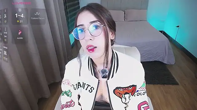 KittyCute- লাইভ XXX চ্যাট