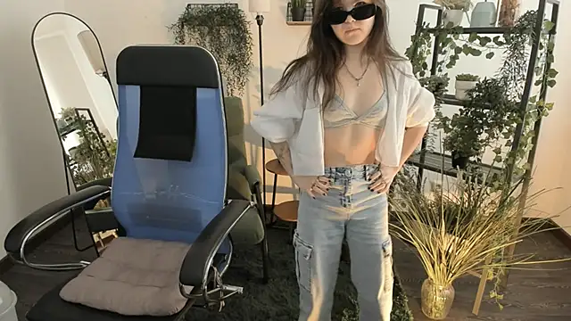 Elainebeness Live XXX Chat