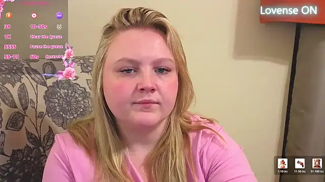 PhatAssBlond Chat XXX live