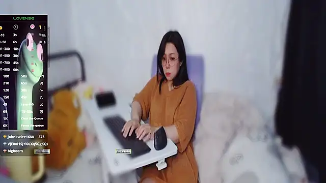 Chat XXX en directo de Xiao_Yi_0814