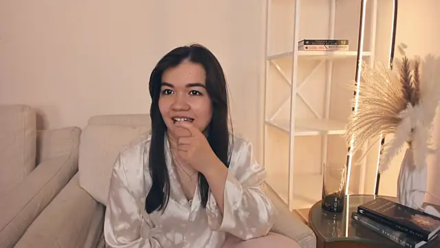 دردشة ShanaYock الجنسية المباشرة