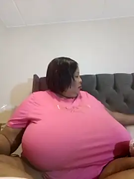 nancy111 élő XXX-chatje