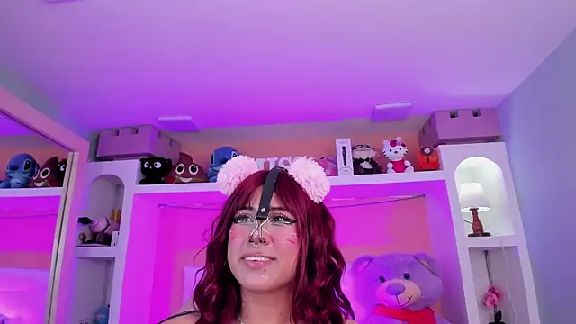 miss___megan: онлайн-секс-чат