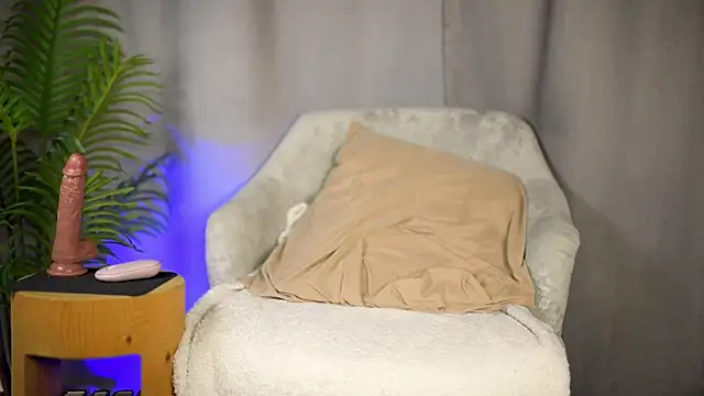 XXX chat uživo modela juwenta