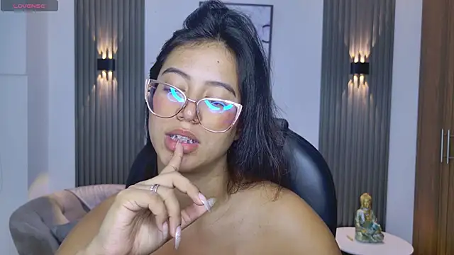 raven_stonee: онлайн-секс-чат