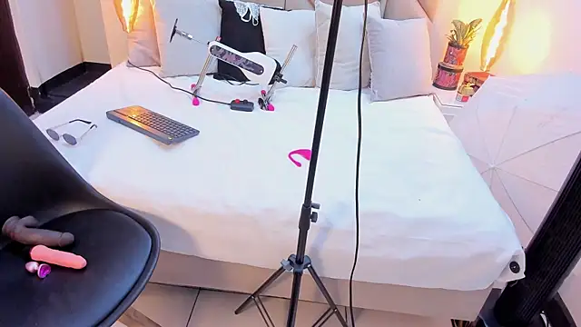 SabrinaVantress – Naživo XXX chat