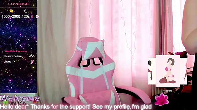 LilllyMoon Chat XXX in diretta