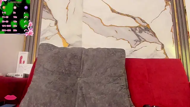 LoverLauren2: онлайн-секс-чат