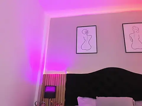 Pauline_Fox 现场XXX聊天