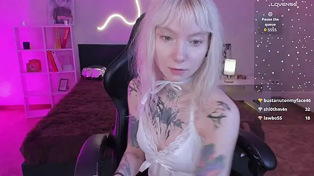 Chatroom XXX en direct de tattoo_art_baby