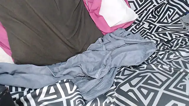 CamilaRoom Adlı Modelin Canlı XXX Sohbeti