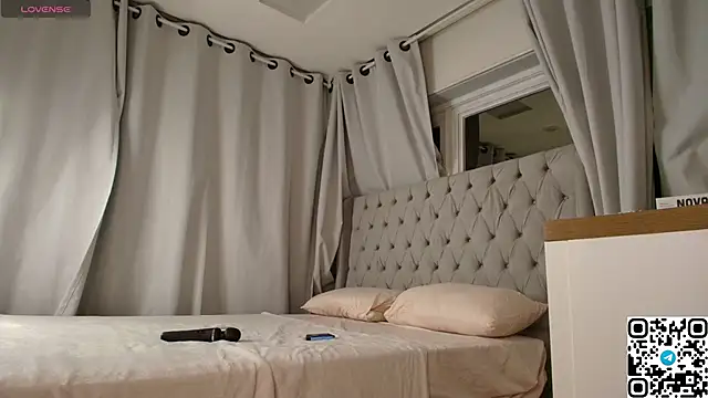 Chat XXX en directo de Skinny_Alice