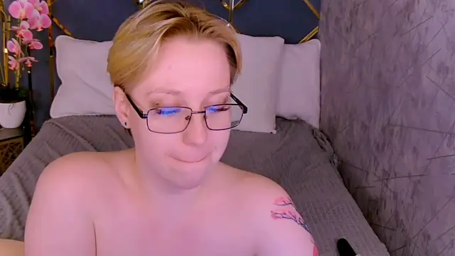 AlexandraGreen Live XXX Chat