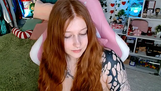 Ayla_Hicks Adlı Modelin Canlı XXX Sohbeti