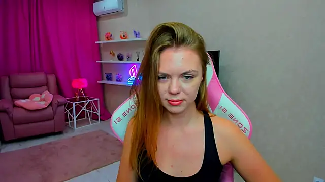 XXX chat uživo modela Strawberrye