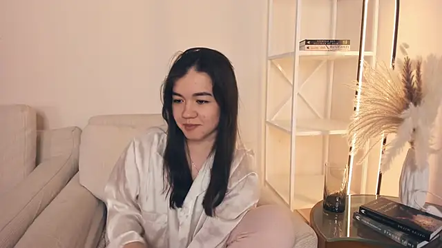 Živý XXX chat ShanaYock