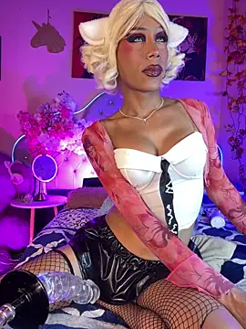 Naugth_channel_ts Adlı Modelin Canlı XXX Sohbeti