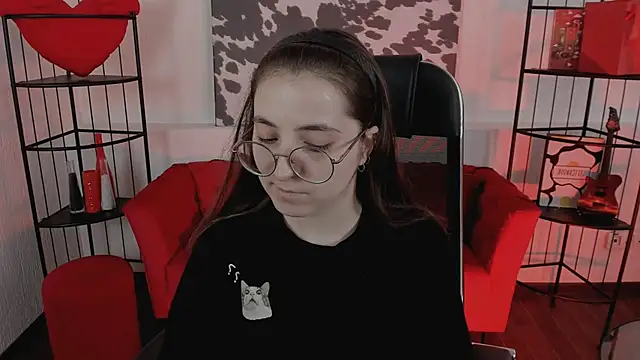 دردشة VirtuallVoyant الجنسية المباشرة