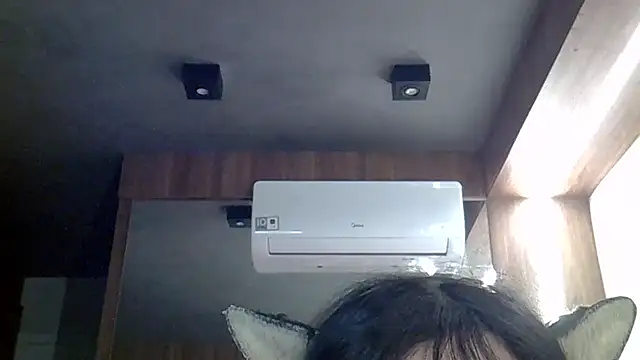 SkinnyKitten 在線直播表演