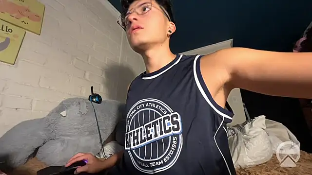 Show modela feeelipe2007 na web-kameri