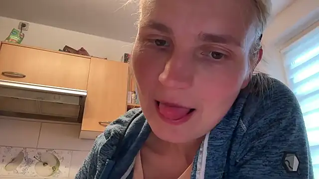 s-te-fan-i 网络视讯表演