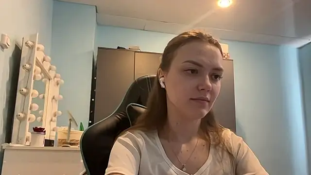 แชท XXX สดของ AndreeMerryman