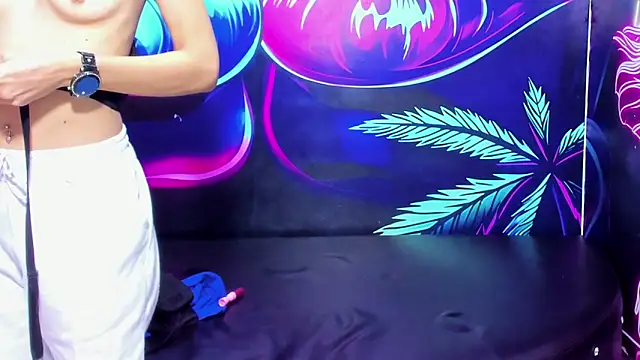 miacam-hot Adlı Modelin Web Kamerası Şovu