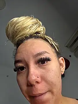 Živý XXX chat alaia_princess