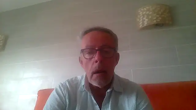 XXX chat uživo modela tuggy59