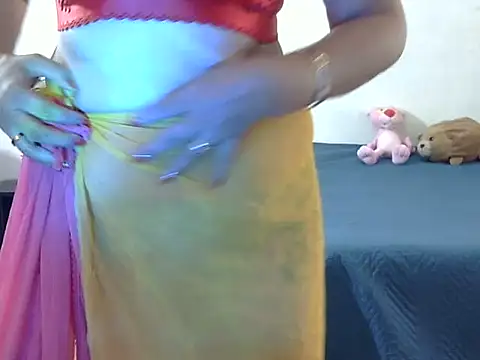 Czat XXX na żywo – rakhi_1211