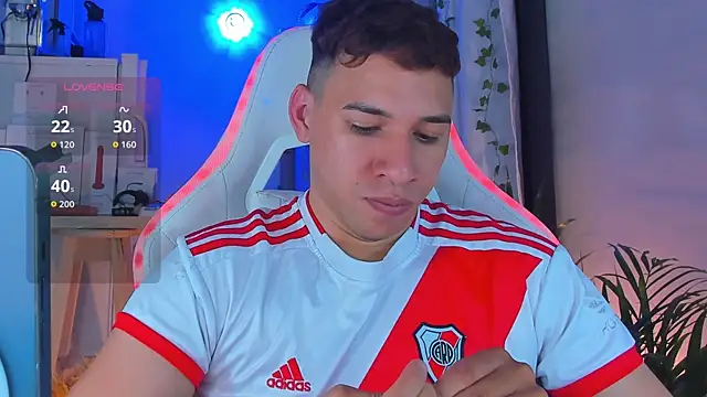 petter_coleman_ élő XXX-chatje