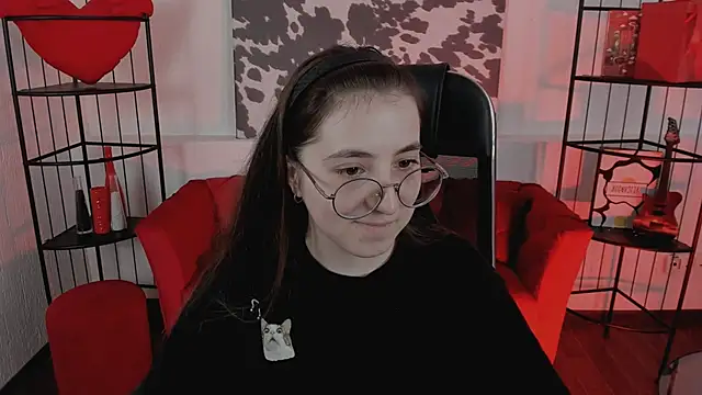 VirtuallVoyant live XXX chat