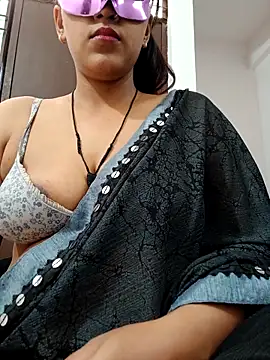 Shivani_hotty Chat XXX live