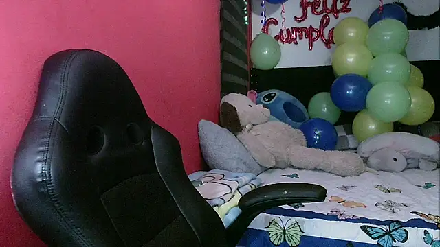 charlotedoll: онлайн-секс-чат