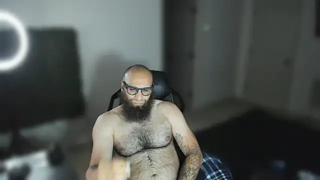 MastaWolfy: онлайн-секс-чат