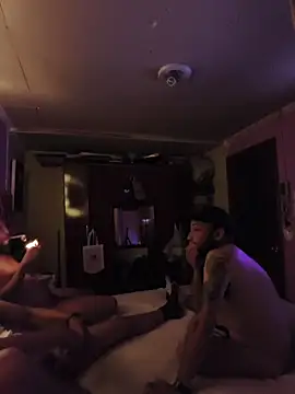 دردشة Tristan40@xh الجنسية المباشرة