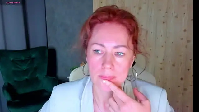 LeticiaRomano 现场XXX聊天