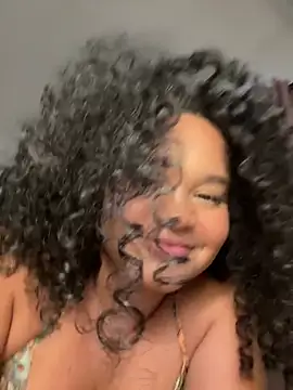 Lucy_wilson5 Chat XXX live