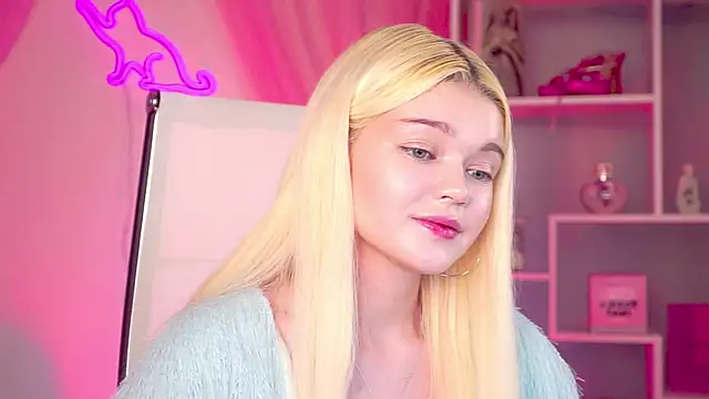 دردشة AdeleCartier الجنسية المباشرة