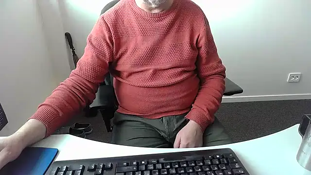 Pokazy przed kamerką – Buggemann