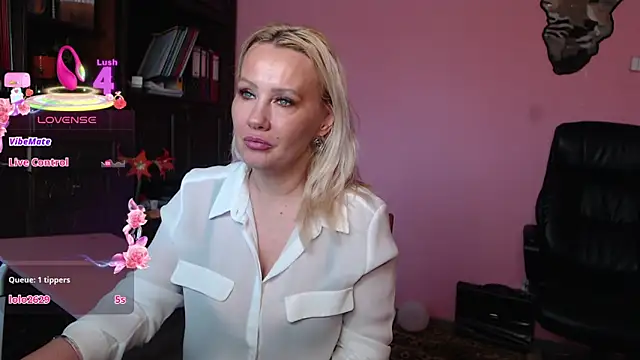 Chatroom XXX en direct de KandyHellenx