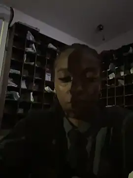 CiaraEbonyn Webbikameraesitys