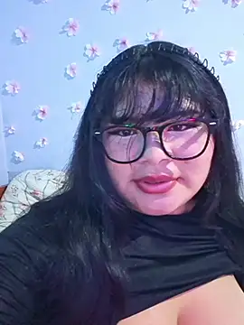 Cannella_0's Webcam Show