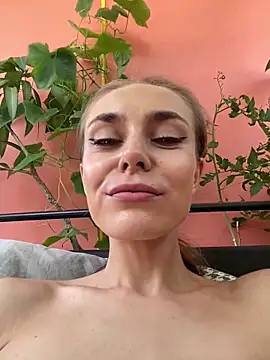 White_mistress: απευθείας συνομιλία ΧΧΧ