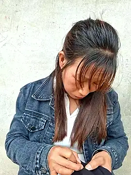 ngocngoc_cute: απευθείας συνομιλία ΧΧΧ