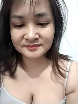 Jeassi-sica01 লাইভ XXX চ্যাট